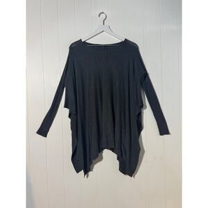 Romeo & Juliet Couture XS Sage Oversized Knit Poncho Sweater